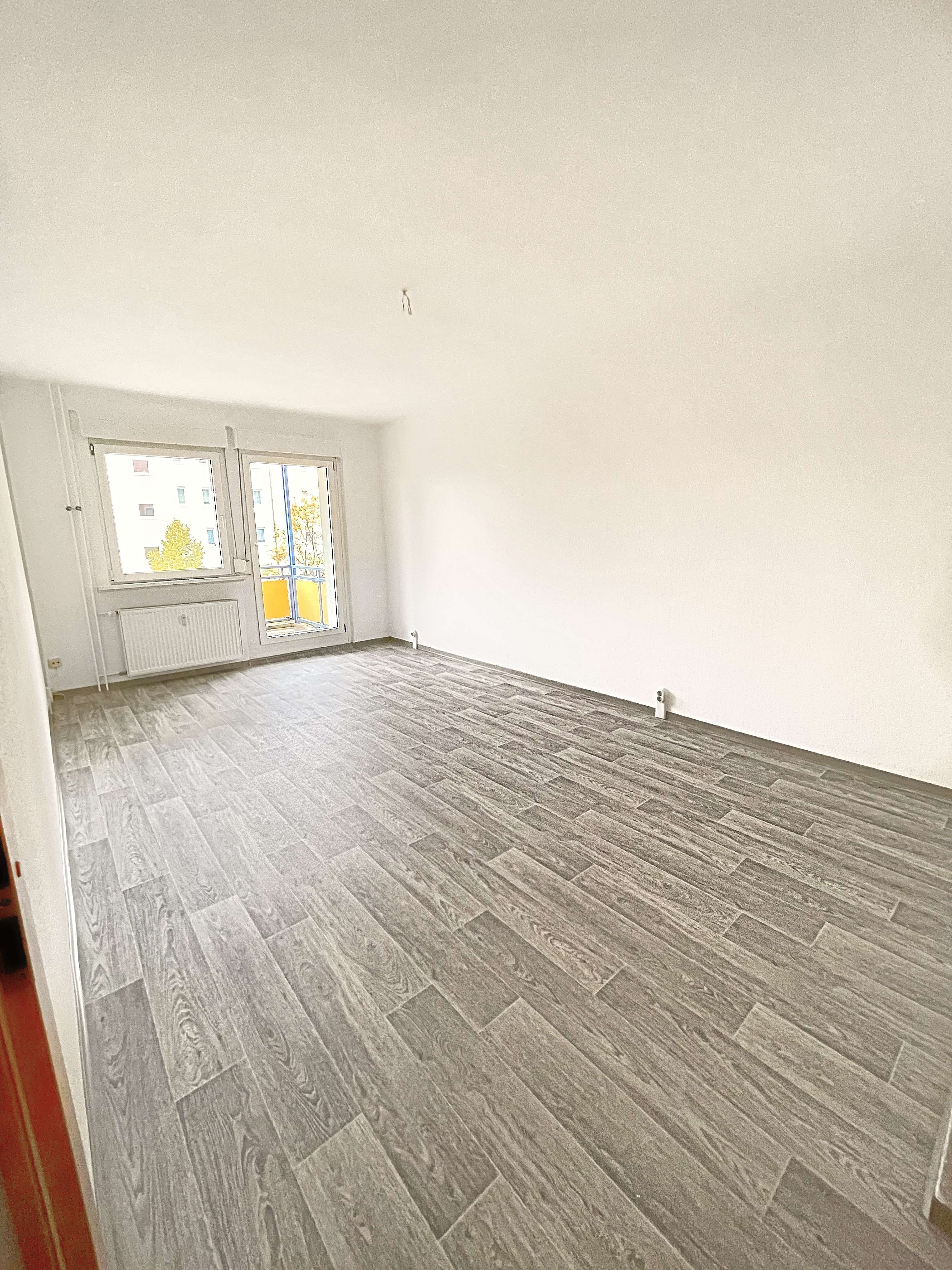 Thumbnail-Wohnung zum Mieten in Schwarzheide 420,55 € 64.7 m²