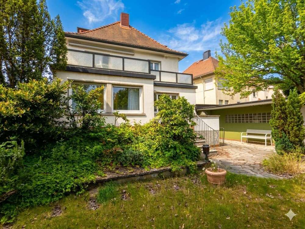 Thumbnail-Haus zum Kaufen in Obertshausen 689.000,00 € 202.71 m²