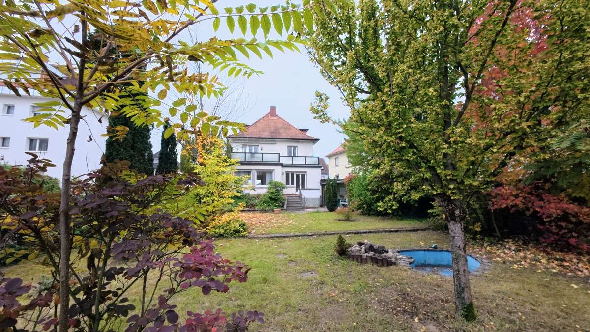 Thumbnail-Haus zum Kaufen in Obertshausen 785.000,00 € 202.71 m²