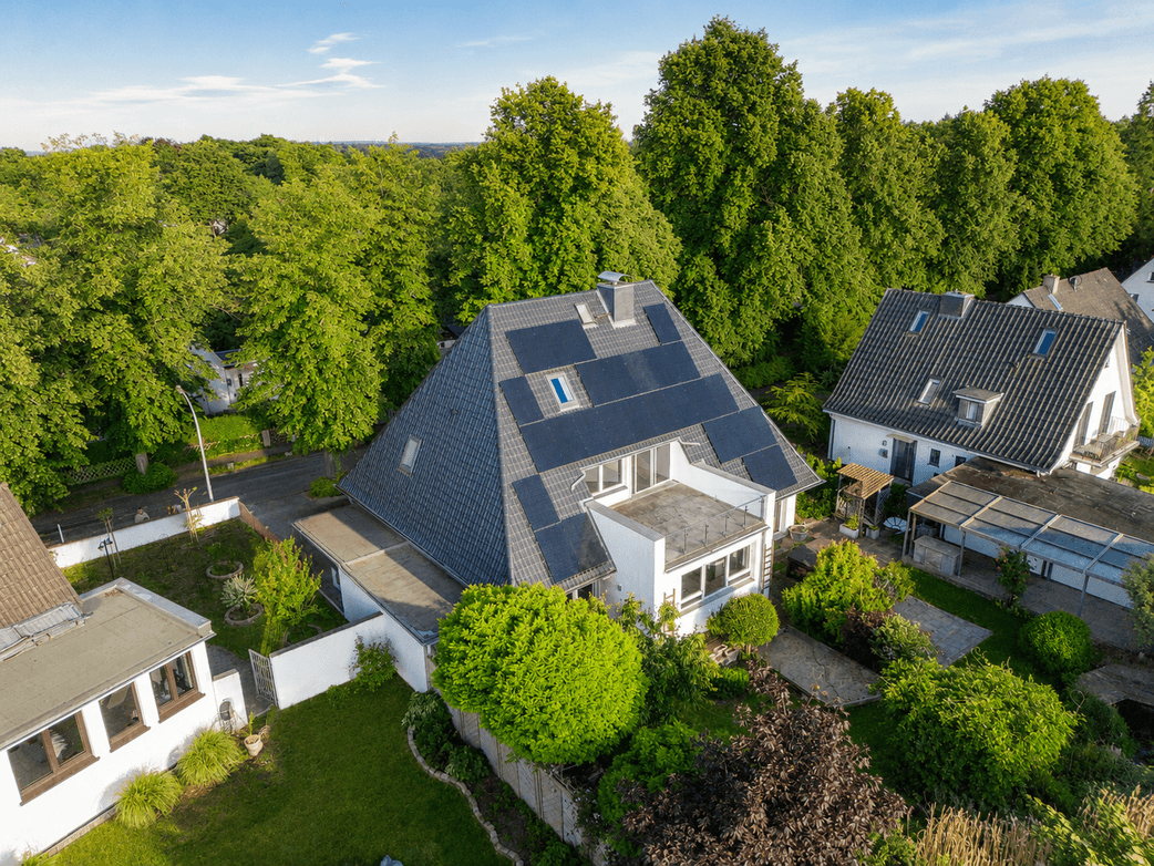 Thumbnail-Haus zum Kaufen in Bad Schwartau 1.100.000,00 € 323.8 m²