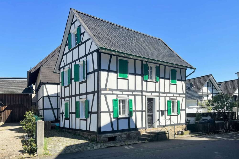 Thumbnail-Haus zum Kaufen in Overath-Zentrum 398.000,00 € 77.9 m²