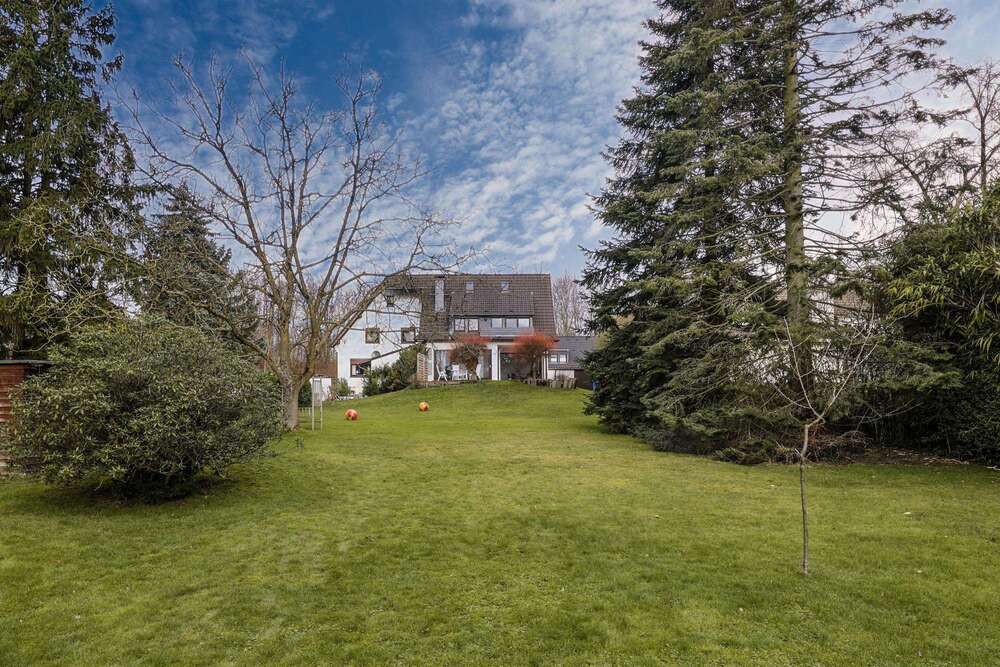 Thumbnail-Haus zum Kaufen in Ratingen 750.000,00 € 229.5 m²