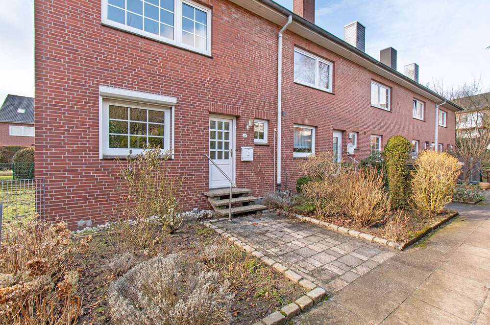Thumbnail-Haus zum Kaufen in Henstedt-Ulzburg 390.000,00 € 135.94 m²