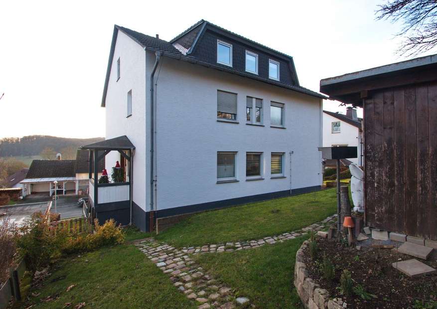 Thumbnail-Haus zum Kaufen in Bad Driburg-Dringenberg 289.000,00 € 233 m²