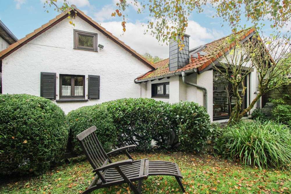 Thumbnail-Haus zum Kaufen in Weilrod 239.000,00 € 96 m²