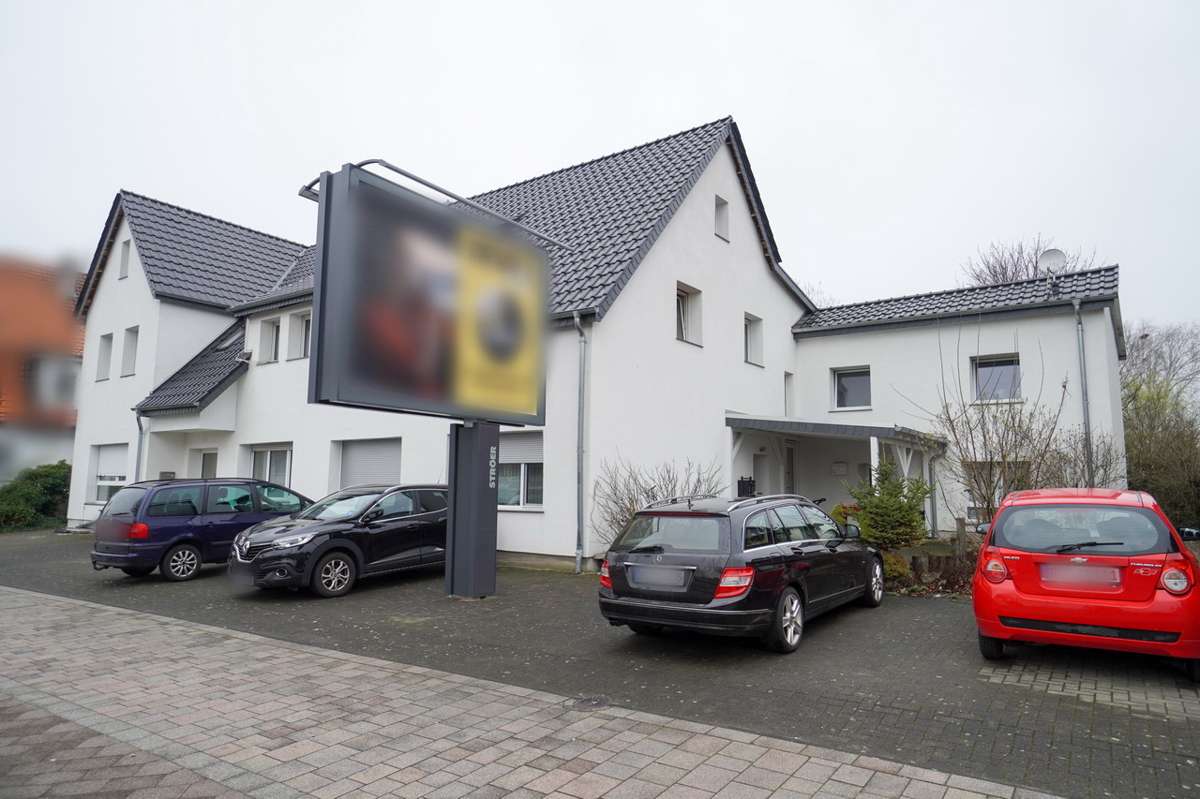 Thumbnail-Haus zum Kaufen in Salzkotten 799.000,00 € 489.14 m²