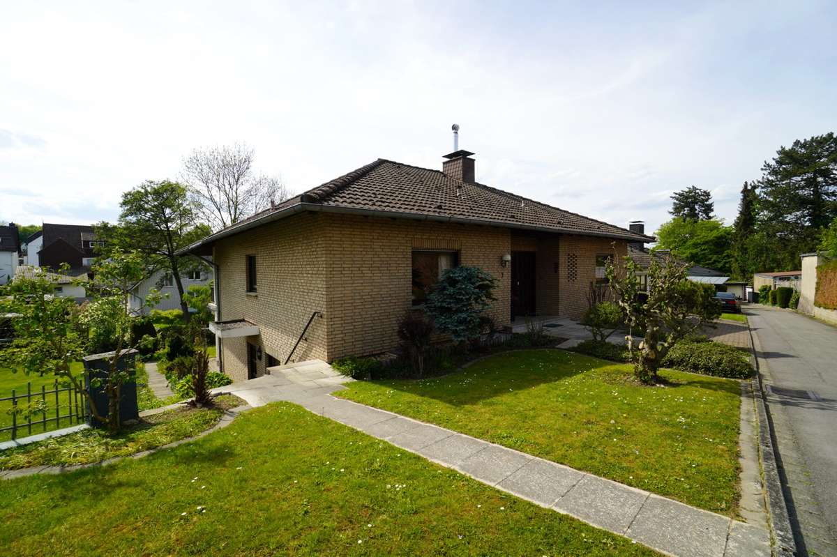 Thumbnail-Haus zum Kaufen in Schieder-Schwalenberg 295.000,00 € 210.51 m²