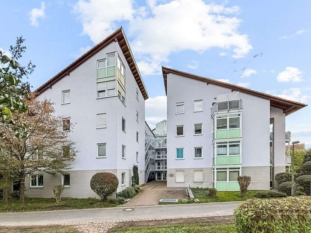 Thumbnail-Wohnung zum Kaufen in Erlangen 265.000,00 € 73.52 m²