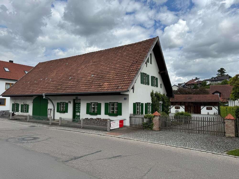 Thumbnail-Haus zum Kaufen in Nandlstadt 799.000,00 € 235 m²