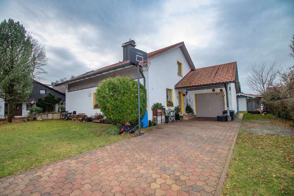 Thumbnail-Haus zum Kaufen in Surheim 650.000,00 € 145 m²