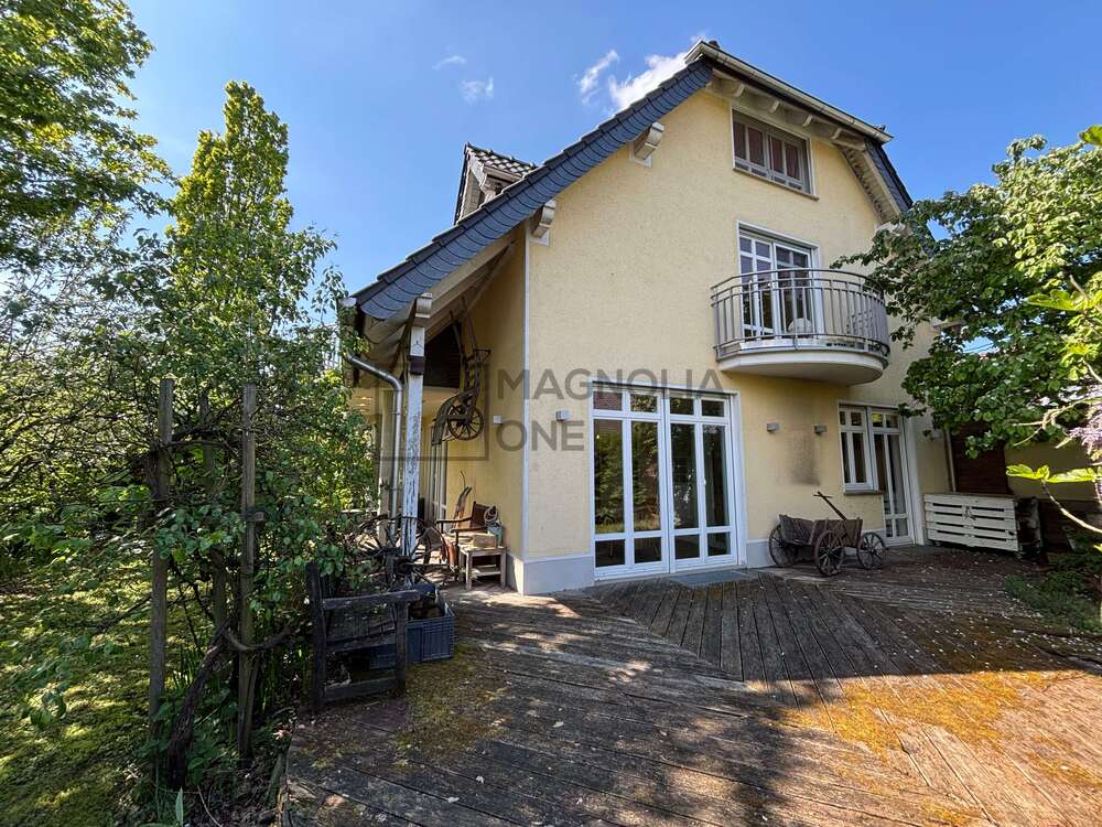 Thumbnail-Haus zum Kaufen in Düsseldorf 1.549.000,00 € 283.13 m²