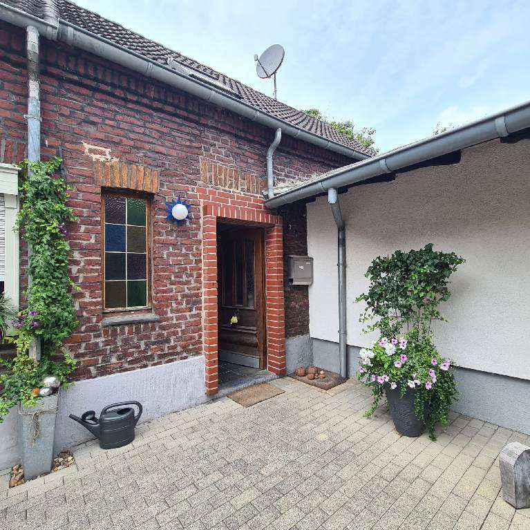Thumbnail-Haus zum Kaufen in Grefrath 198.000,00 € 120 m²