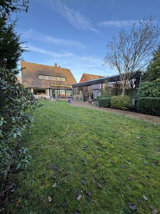 Thumbnail-Haus zum Kaufen in Dortmund 1.020.000,00 € 265 m²