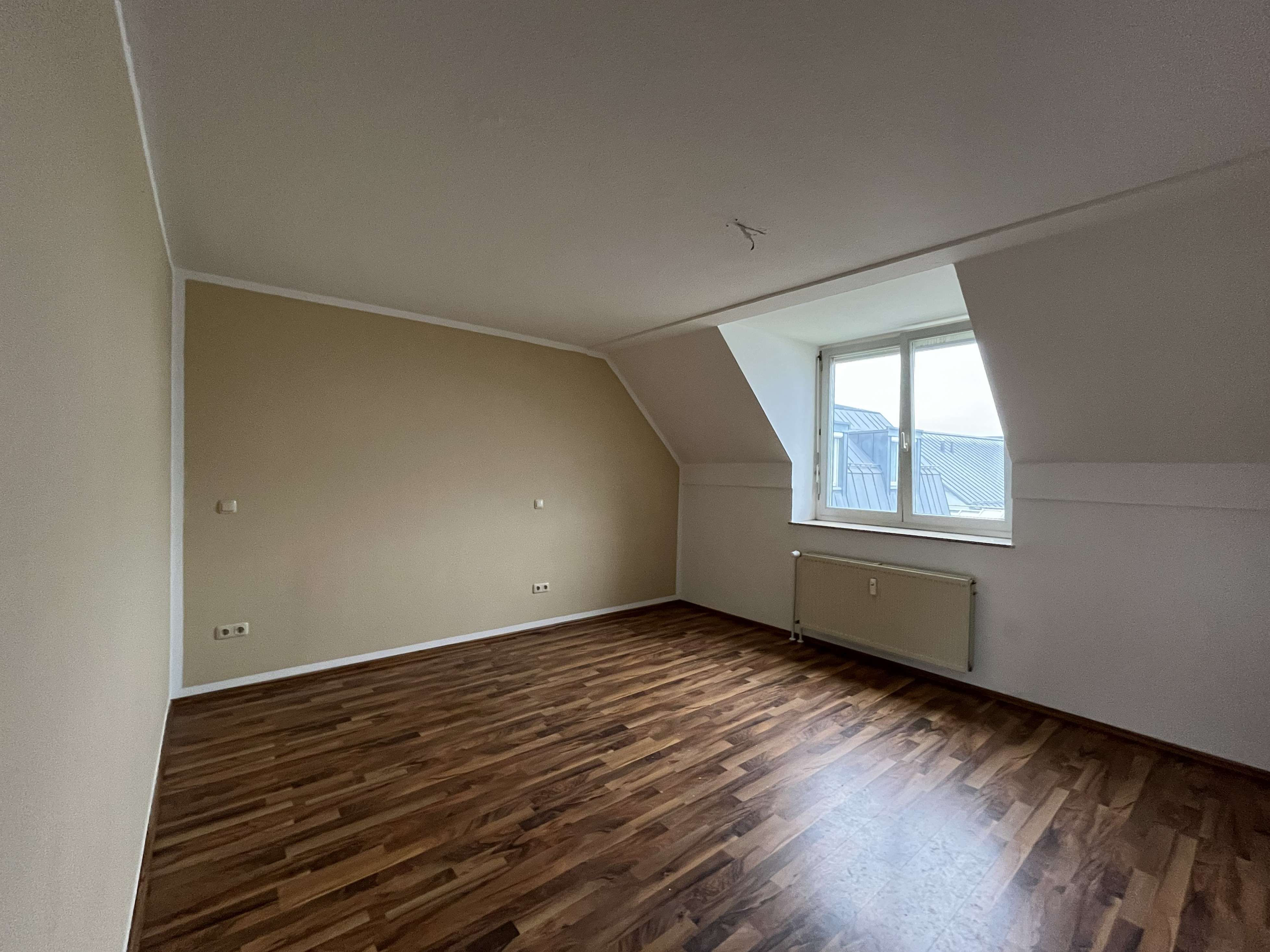 Thumbnail-Wohnung zum Mieten in Zweibrücken 858,42 € 90.36 m²