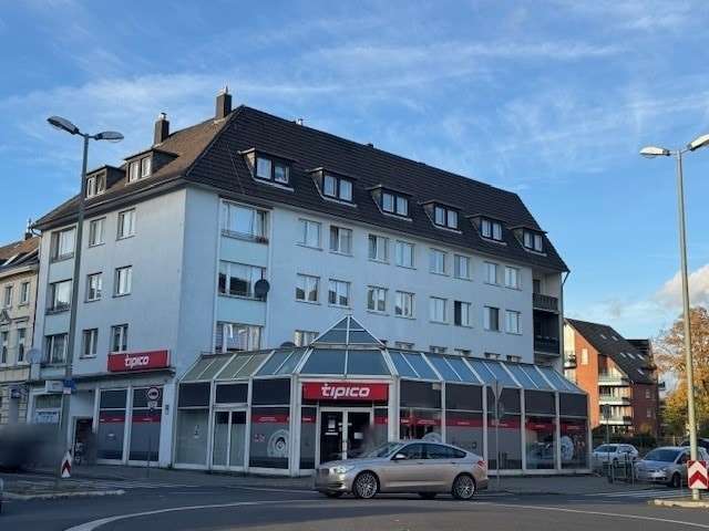 Thumbnail-Haus zum Kaufen in Neuss 897.000,00 € 953 m²