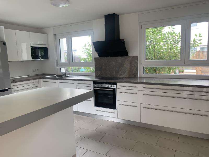 Thumbnail-Haus zum Mieten in Böblingen 2.300,00 € 139 m²