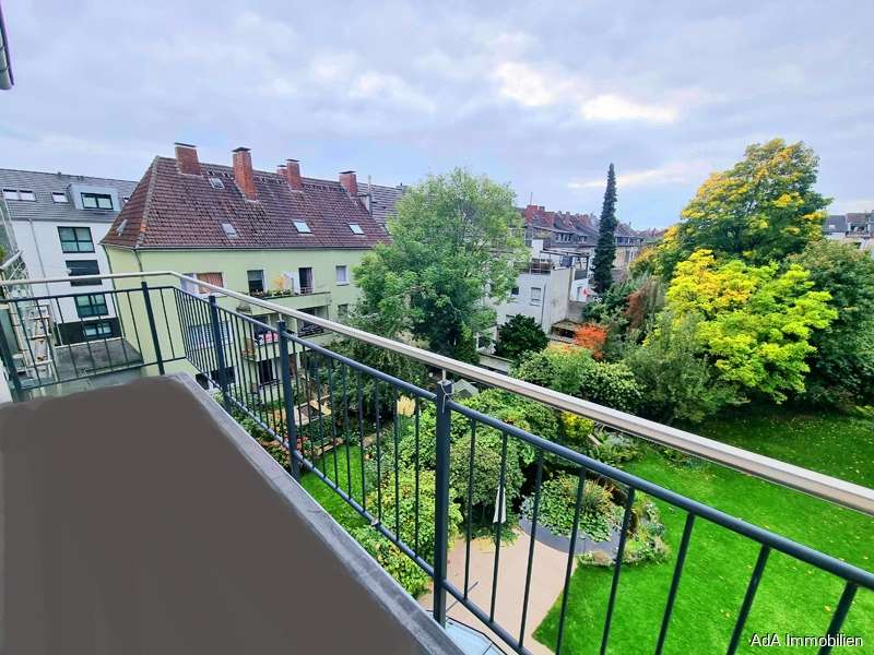 Thumbnail-Wohnung zum Kaufen in Krefeld 185.000,00 € 88.5 m²