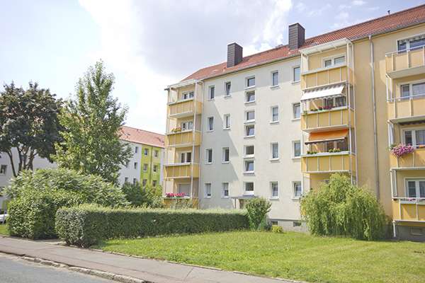 Thumbnail-Wohnung zum Mieten in Halle (Saale) 357,00 € 49.59 m²