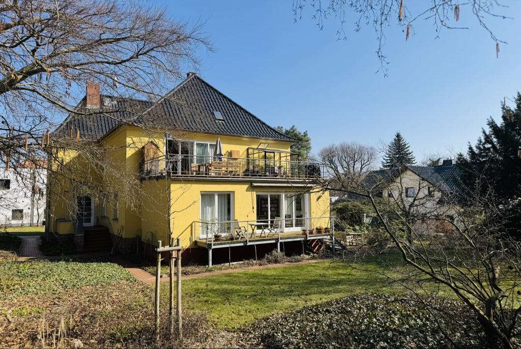 Thumbnail-Wohnung zum Kaufen in Halle (Saale)-Dölau 555.000,00 € 159 m²