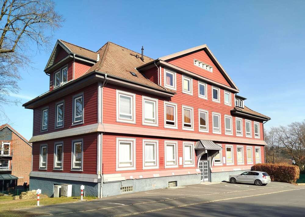 Thumbnail-Wohnung zum Mieten in Clausthal-Zellerfeld 900,00 € 171 m²