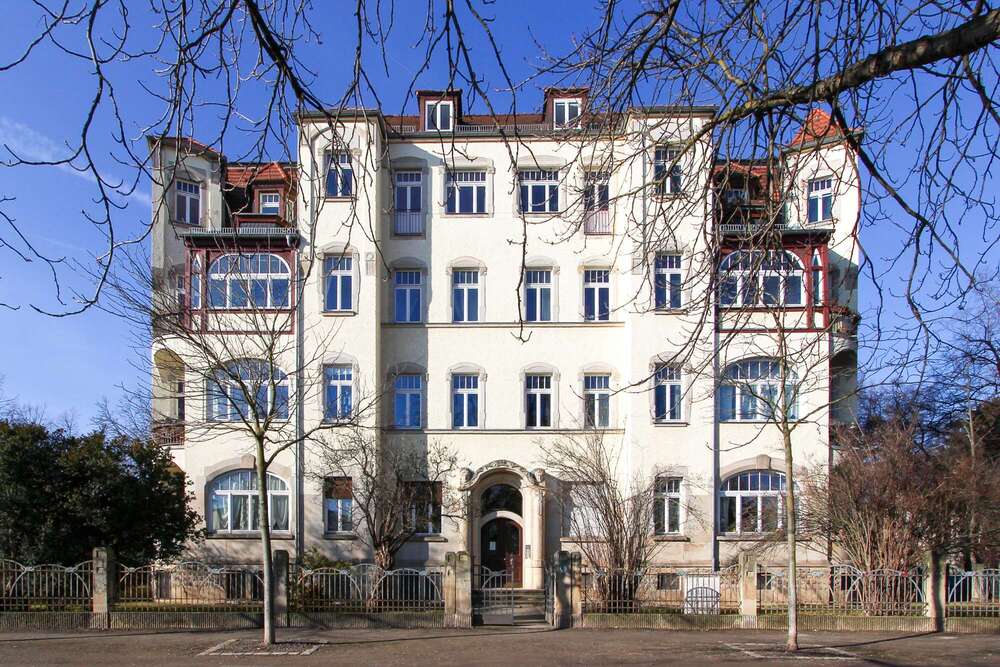 Thumbnail-Wohnung zum Kaufen in Dresden 180.000,00 € 56 m²