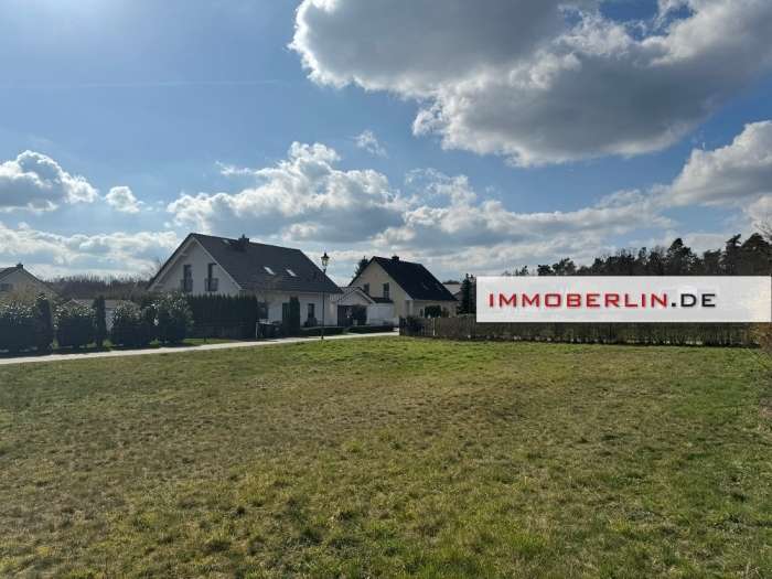 Thumbnail-Grundstück zu verkaufen in Michendorf 440.000,00 € 853 m²