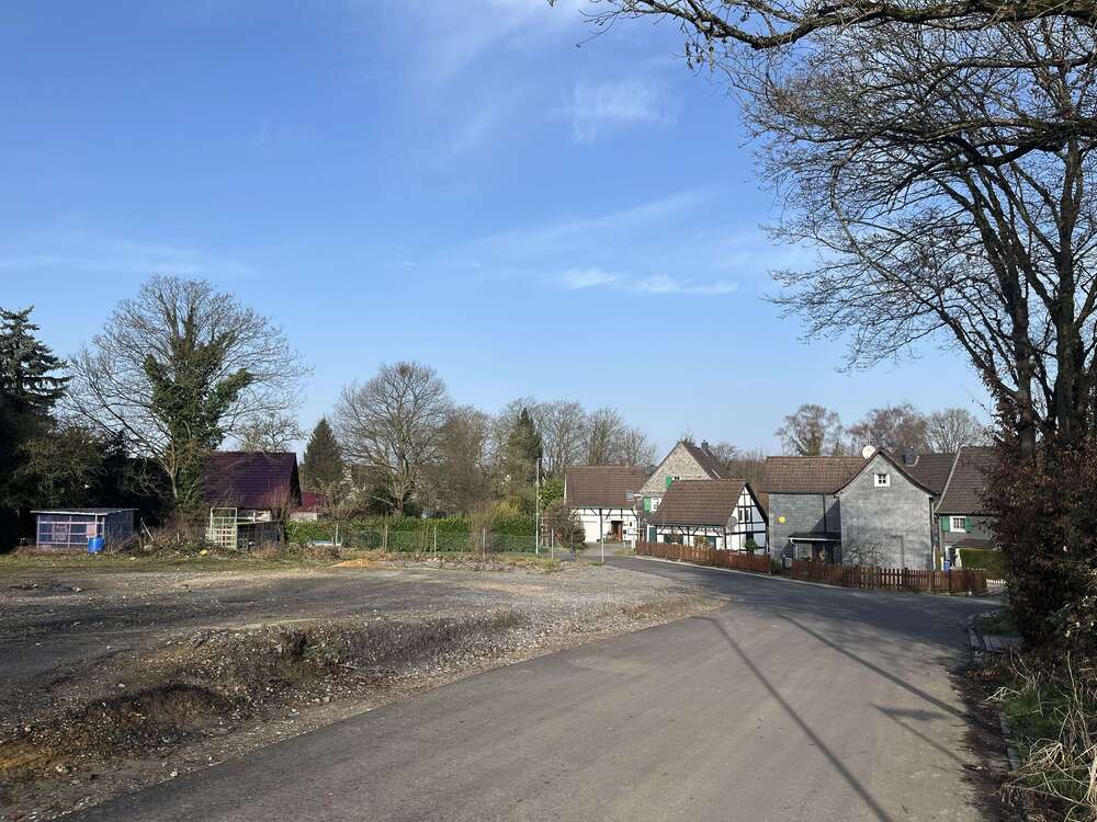 Thumbnail-Grundstück zu verkaufen in Solingen 230.000,00 € 325 m²