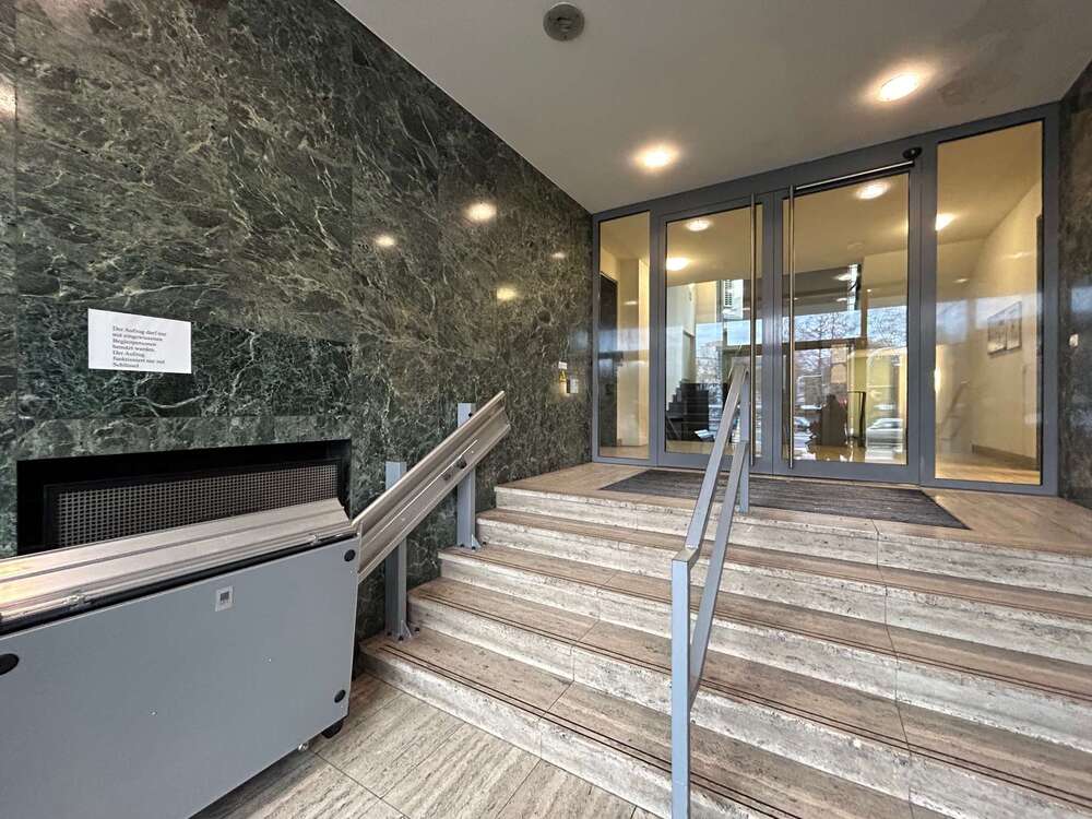 Thumbnail-Büro in Innenstadt - Köln Altstadt 4.500,00 € 250 m²