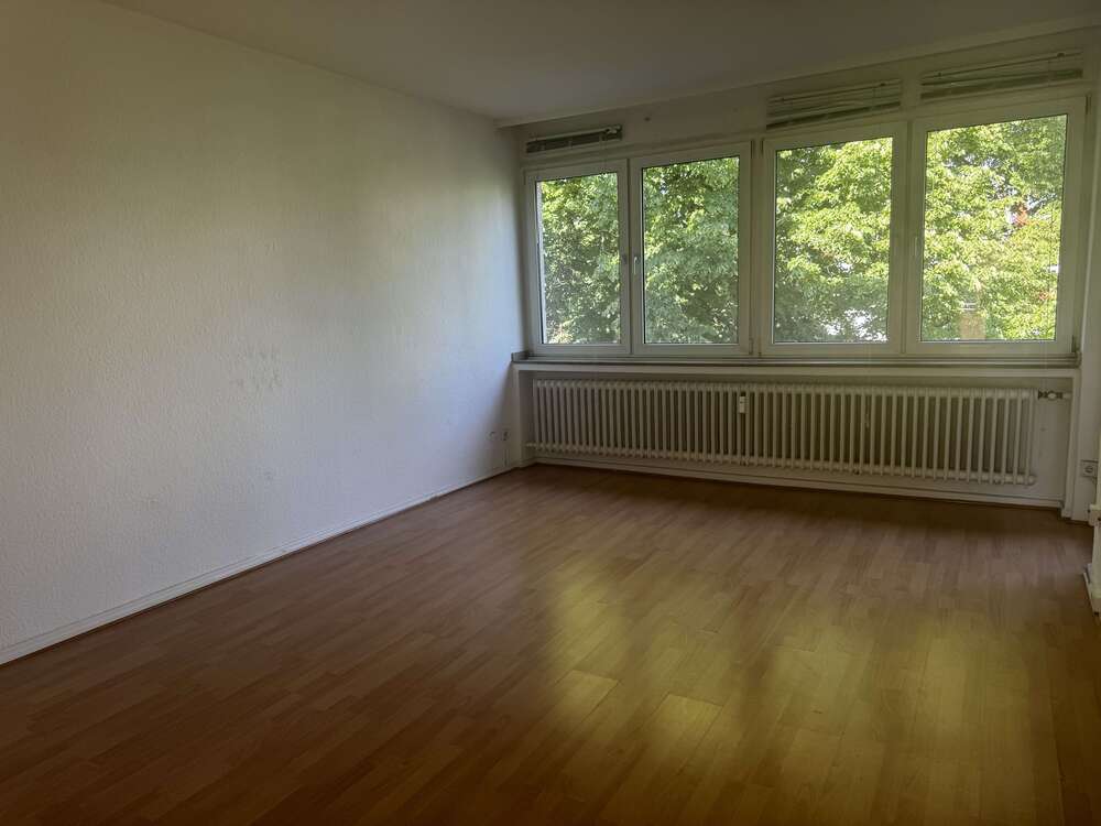 Thumbnail-Wohnung zum Mieten in Krefeld 450,00 € 54.03 m²