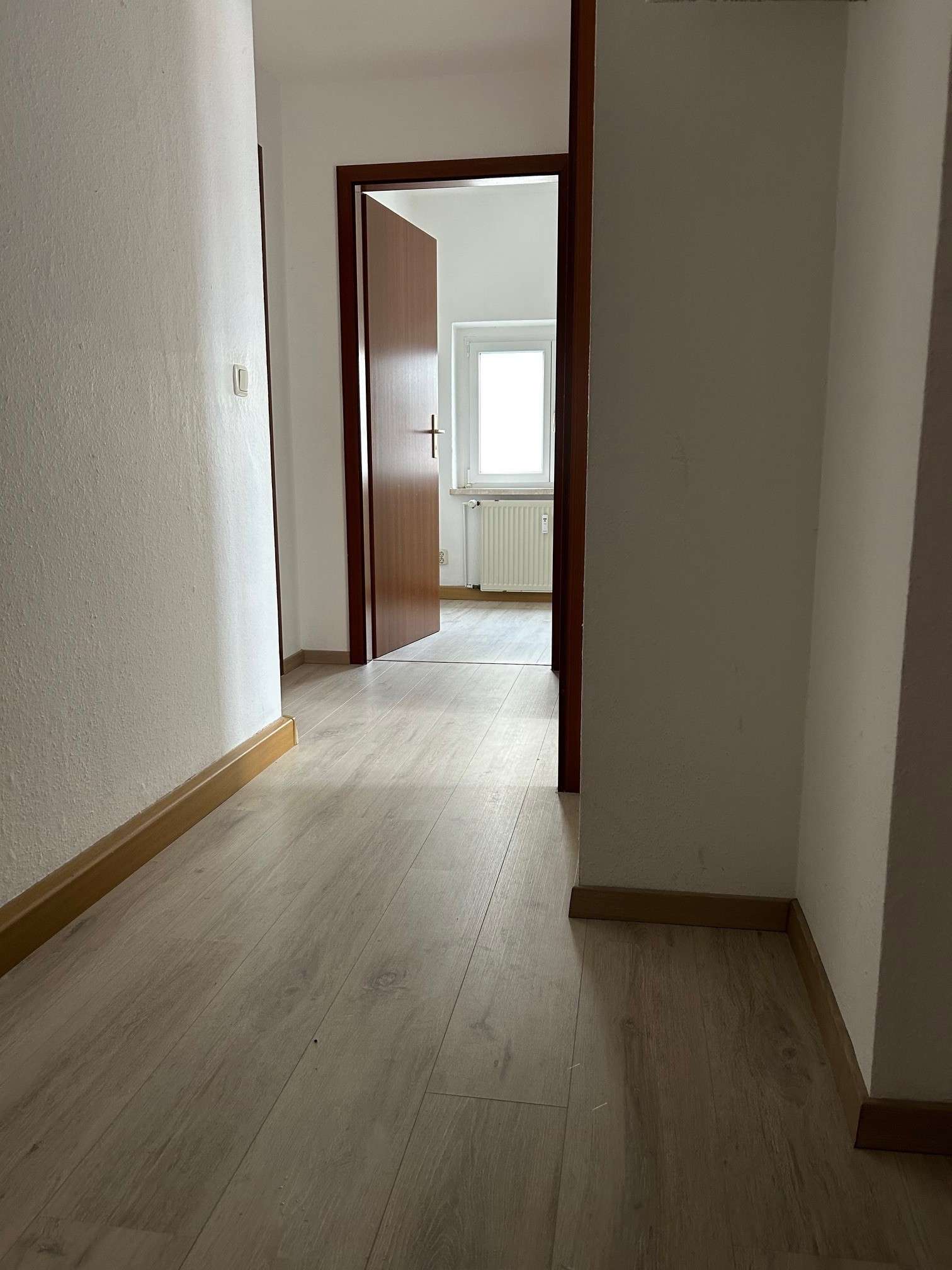 Thumbnail-Wohnung zum Mieten in Wilkau-Haßlau 165,00 € 33 m²