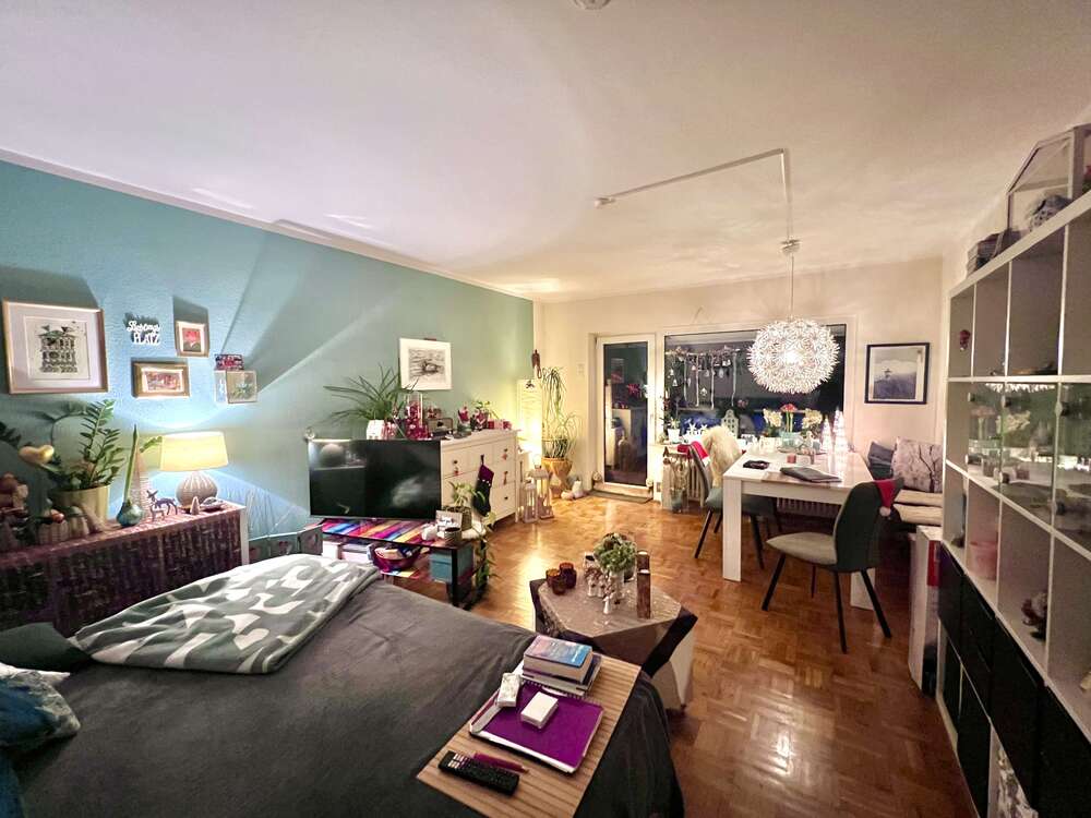 Thumbnail-Wohnung zum Kaufen in Wiesbaden Medenbach 179.000,00 € 73 m²