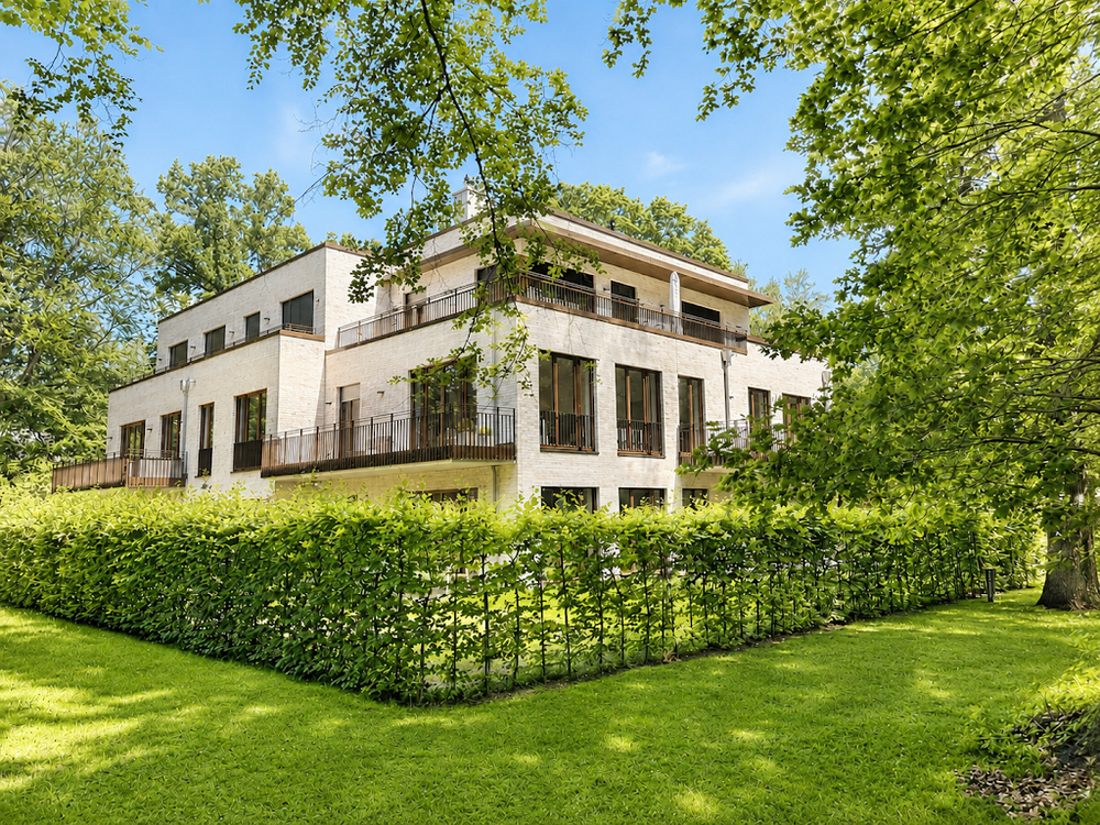 Thumbnail-Wohnung zum Mieten in Hamburg 4.500,00 € 180 m²