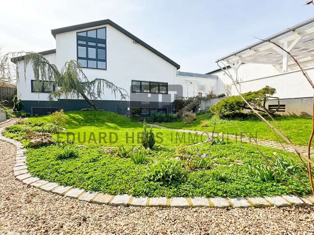 Thumbnail-Haus zum Kaufen in Brühl 849.000,00 € 326 m²