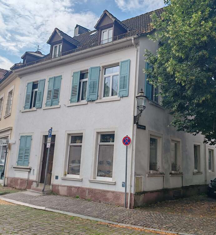 Thumbnail-Haus zum Kaufen in Baden-Baden 498.000,00 € 215 m²