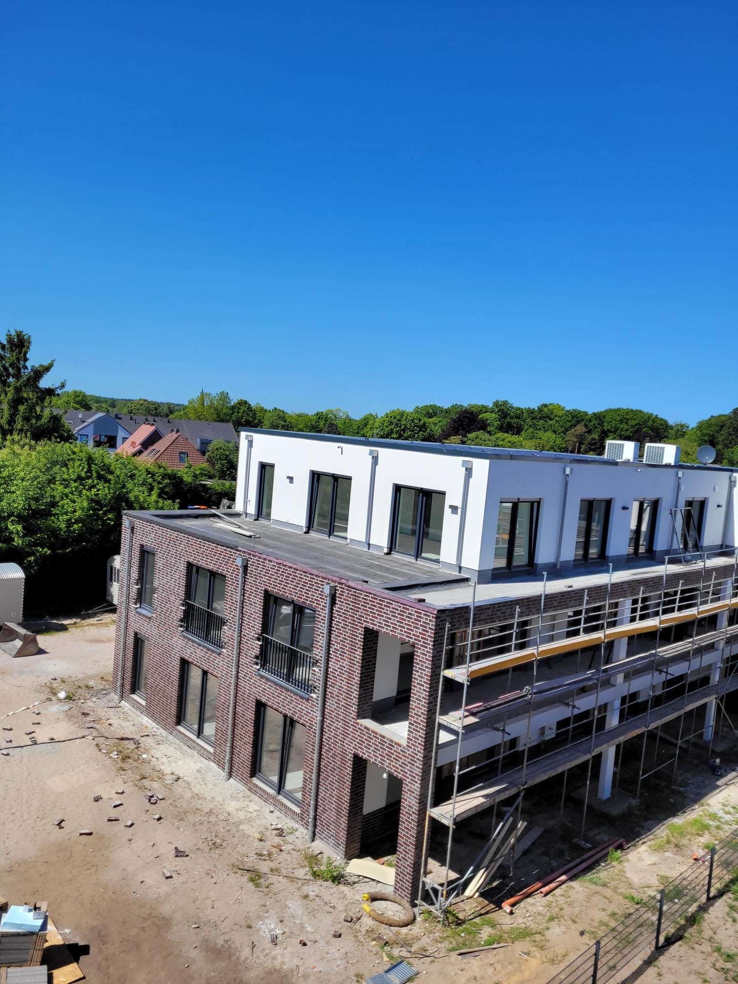 Thumbnail-Wohnung zum Mieten in Zetel 985,00 € 98.45 m²