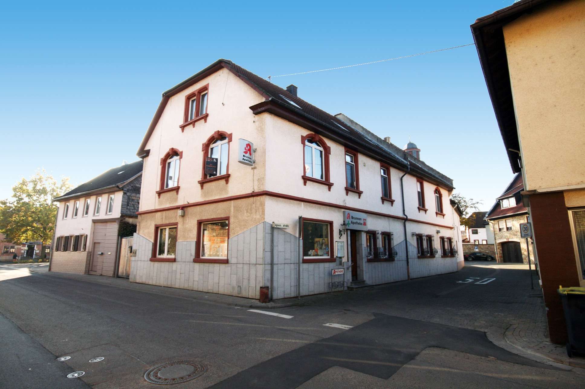 Thumbnail-Haus zum Kaufen in Wallertheim 299.000,00 € 290 m²