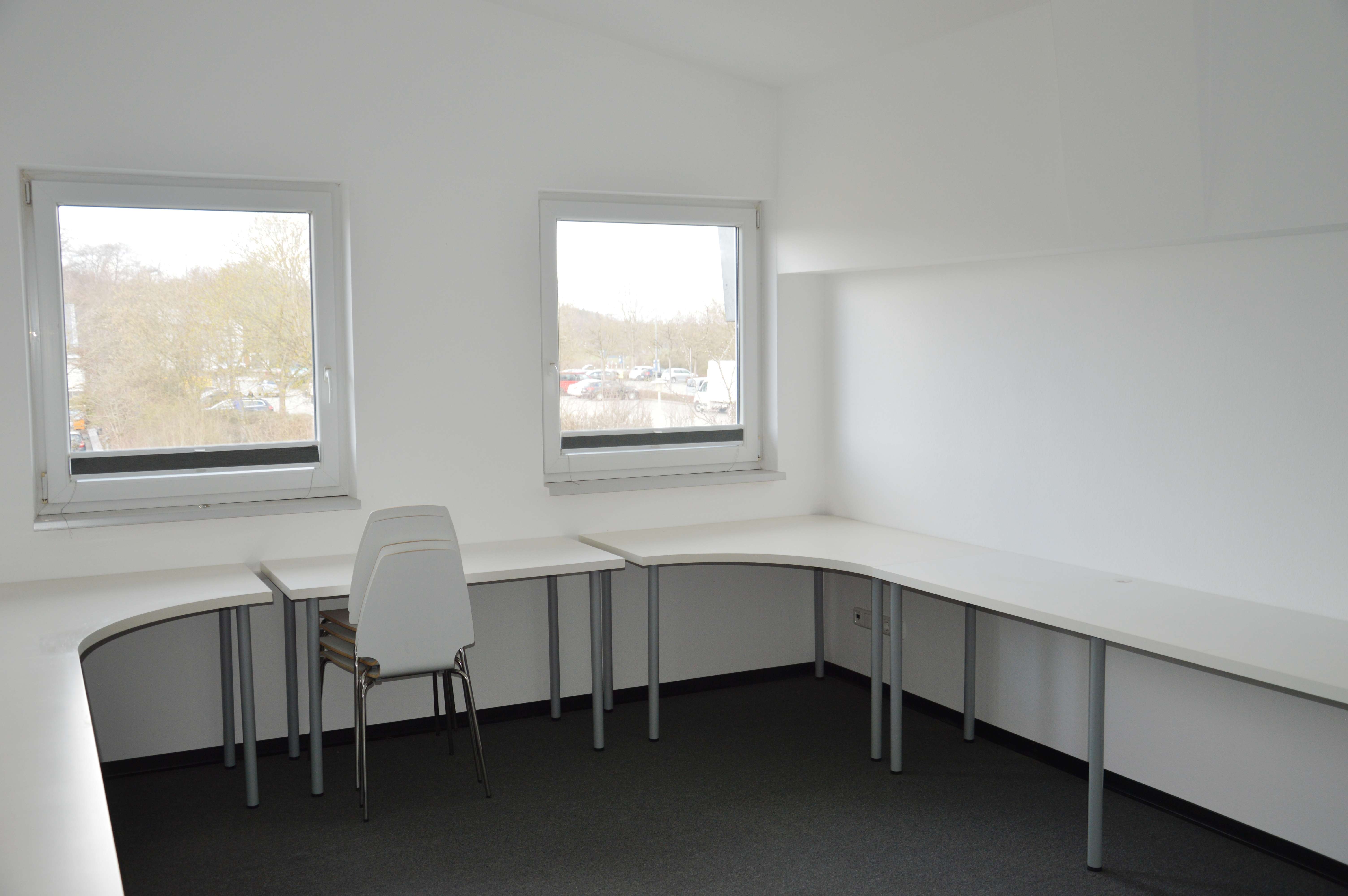 Thumbnail-Büro in Wessling 465,00 € 22 m²