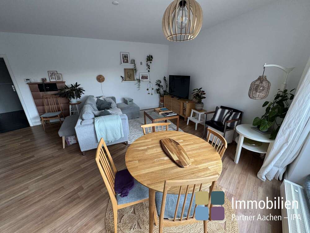 Thumbnail-Wohnung zum Kaufen in Köln 375.000,00 € 61 m²