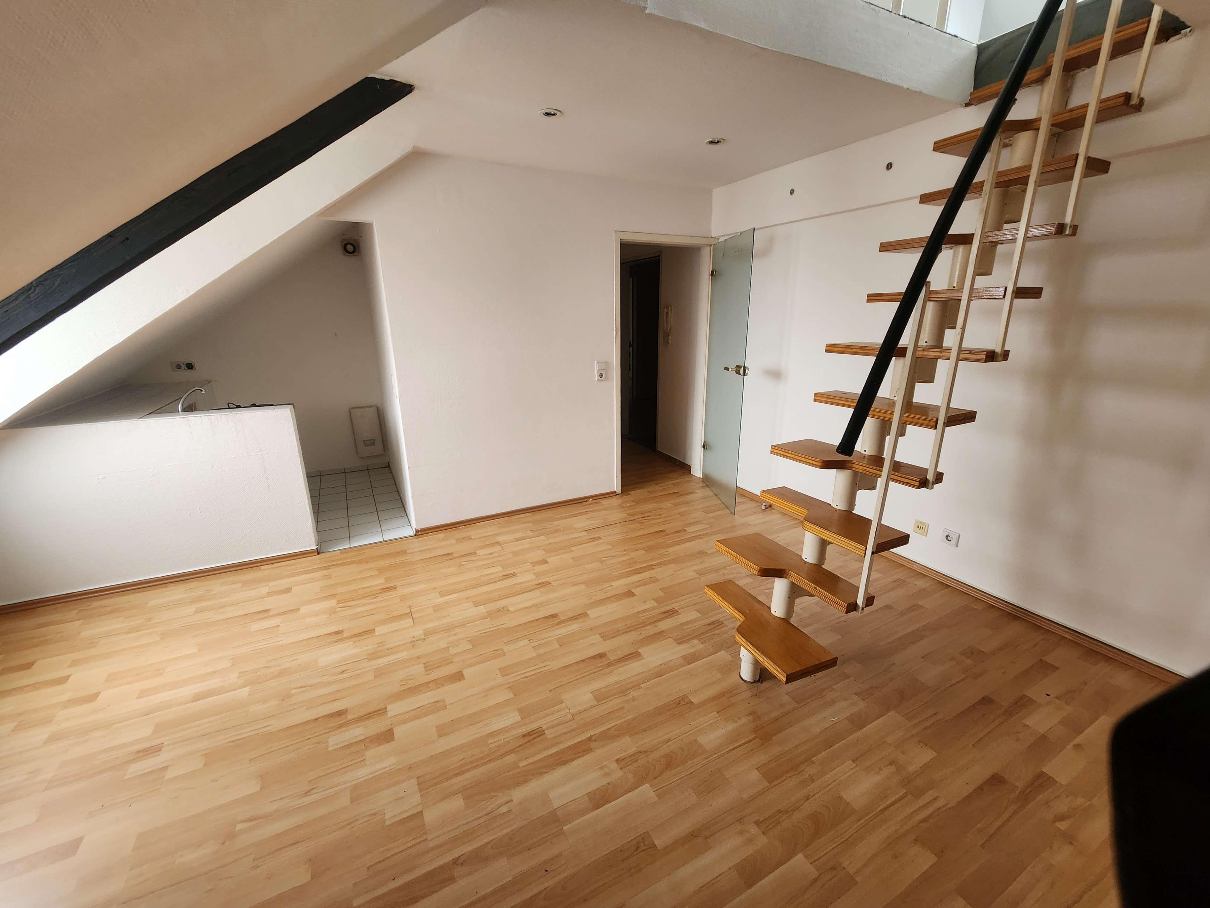 Thumbnail-Wohnung zum Mieten in Kassel 395,00 € 31 m²