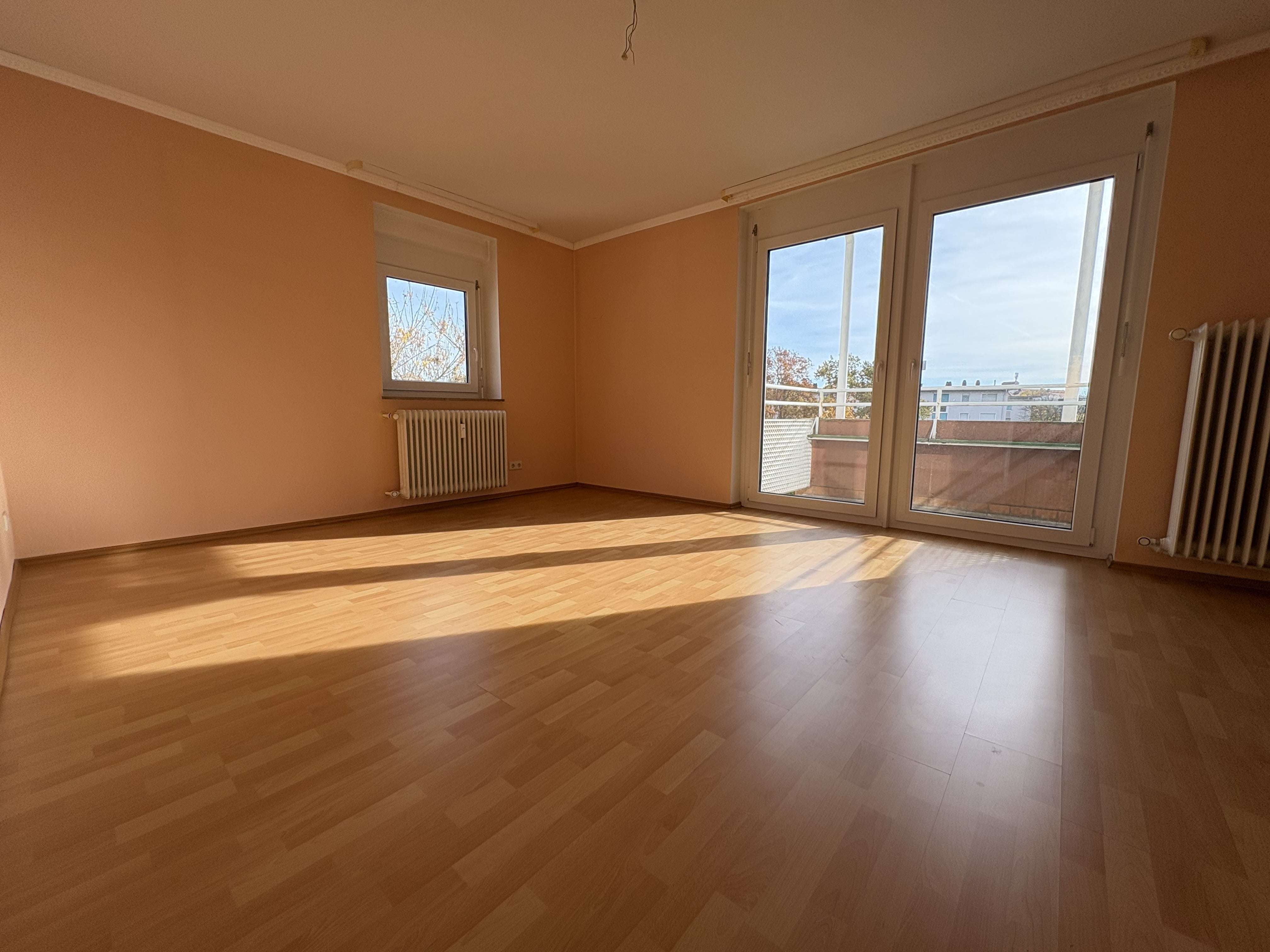 Thumbnail-Wohnung zum Kaufen in Ludwigshafen 225.000,00 € 77 m²