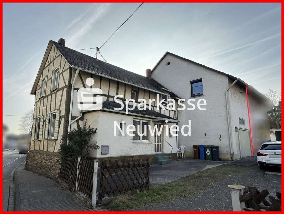 Thumbnail-Haus zum Kaufen in Neuwied 119.000,00 € 126 m²