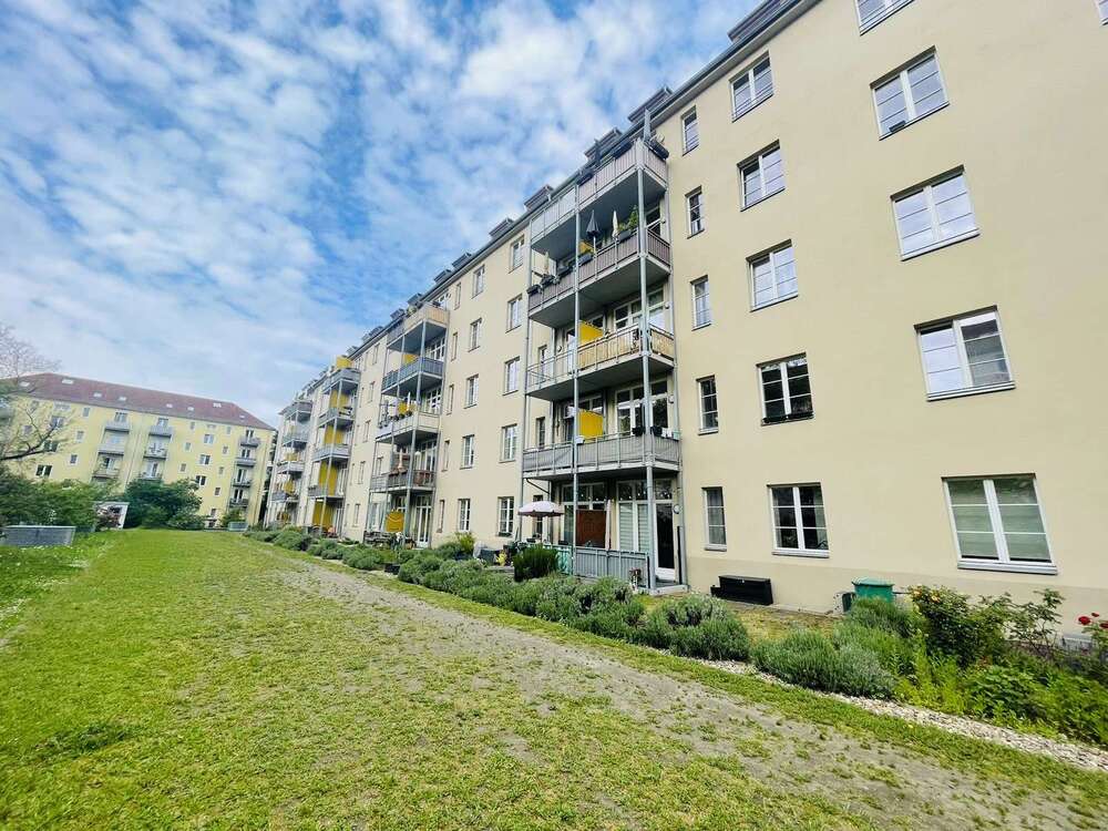 Thumbnail-Wohnung zum Kaufen in Dresden 249.990,00 € 86.04 m²