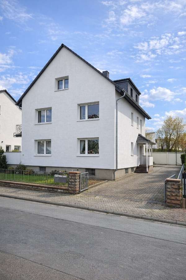 Thumbnail-Haus zum Kaufen in Bad Vilbel 1.049.000,00 € 203 m²