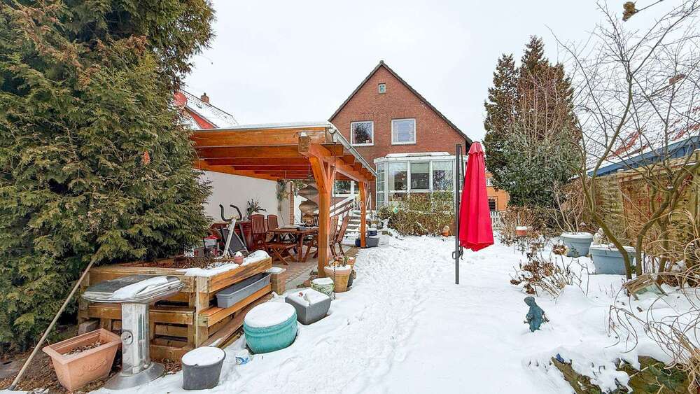 Thumbnail-Haus zum Kaufen in Peine 265.000,00 € 150 m²