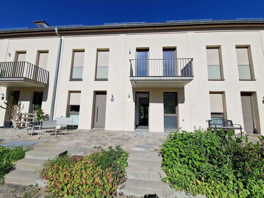 Thumbnail-Haus zum Mieten in Stahnsdorf 1.950,00 € 143 m²