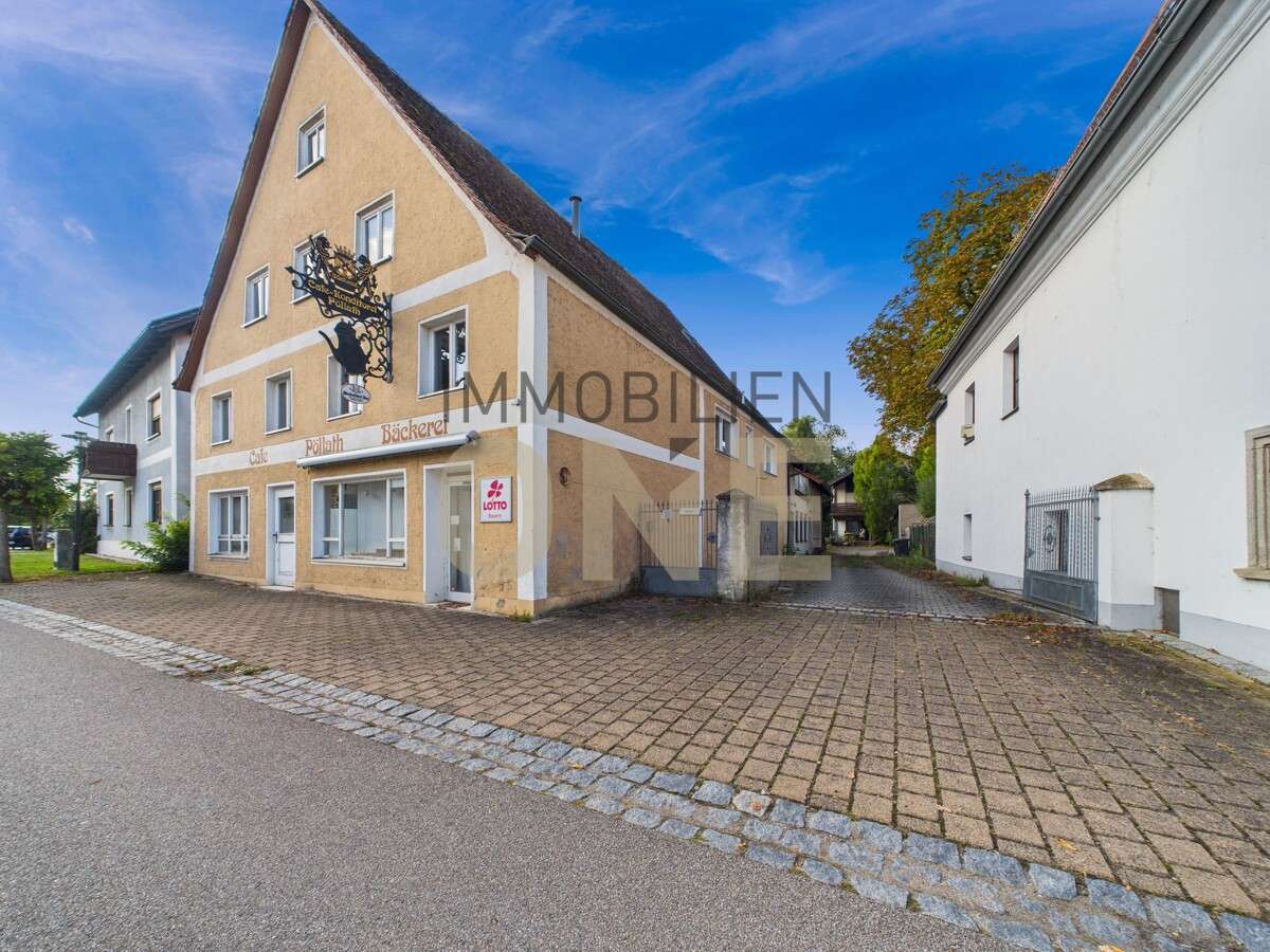 Thumbnail-Haus zum Kaufen in Pfatter 295.000,00 € 132.82 m²