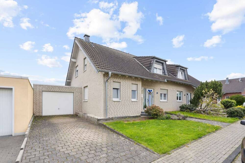 Thumbnail-Haus zum Kaufen in Euskirchen 399.000,00 € 123 m²
