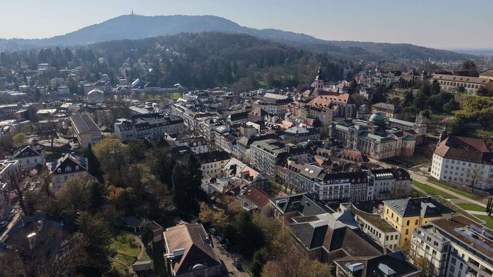 Thumbnail-Wohnung zum Kaufen in Baden-Baden 987.000,00 € 137 m²