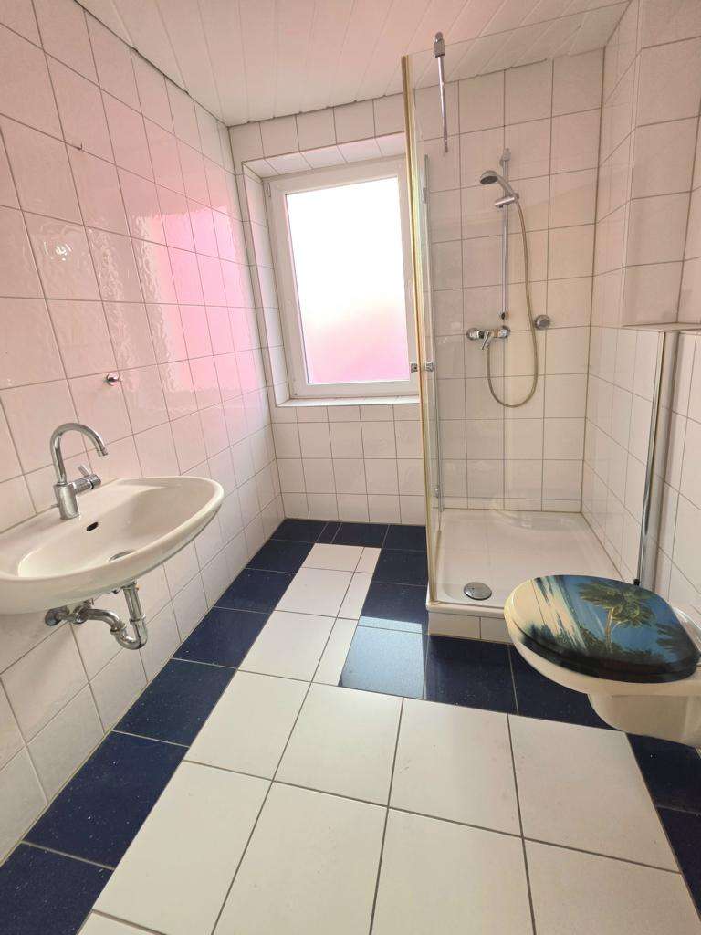 Thumbnail-Wohnung zum Kaufen in Essen 140.000,00 € 68 m²