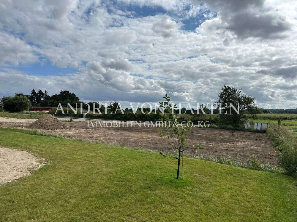 Thumbnail-Grundstück zu verkaufen in Behrensdorf 199.000,00 € 594 m²